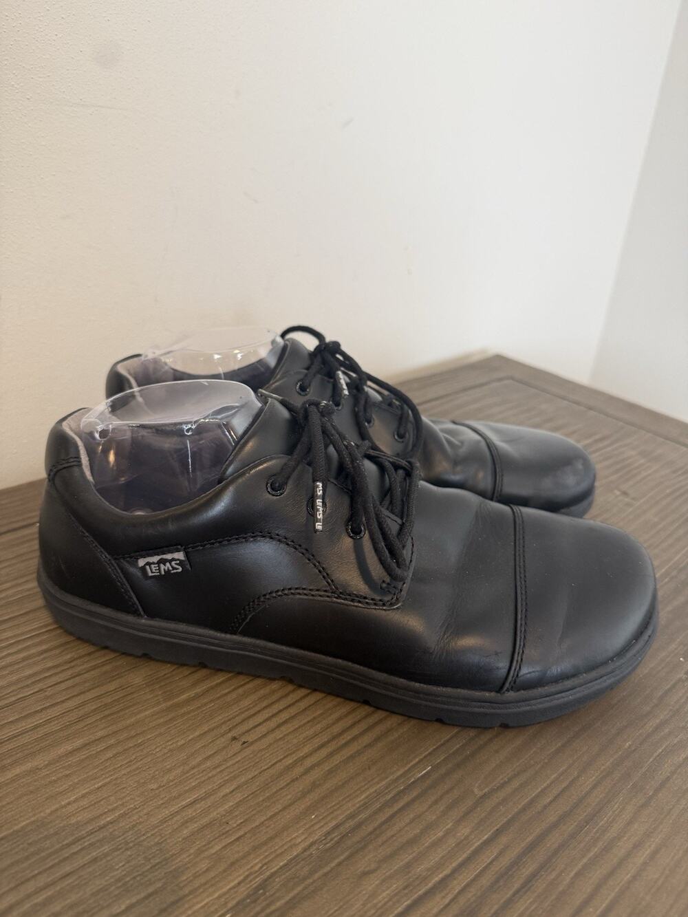 Lems Nine2Five Men Sz 10 Black Leather Barefoot Minimalist Comfort Casual shoes